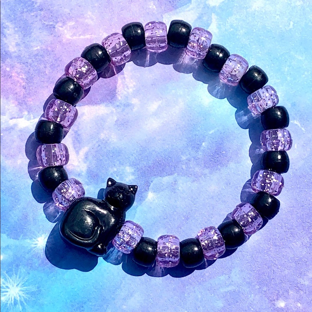 Black Cat Charm Beaded Bracelet - Goth, Emo, Witchy, Kitty